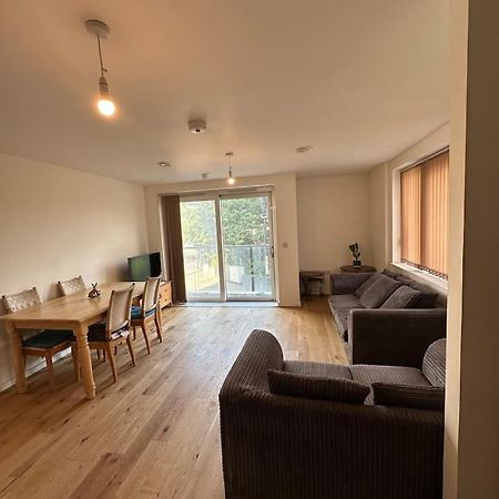 New Build 2 Bedroom With 2 Bath In Londra Exterior foto