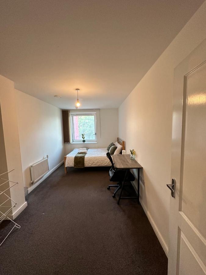 New Build 2 Bedroom With 2 Bath In Londra Exterior foto