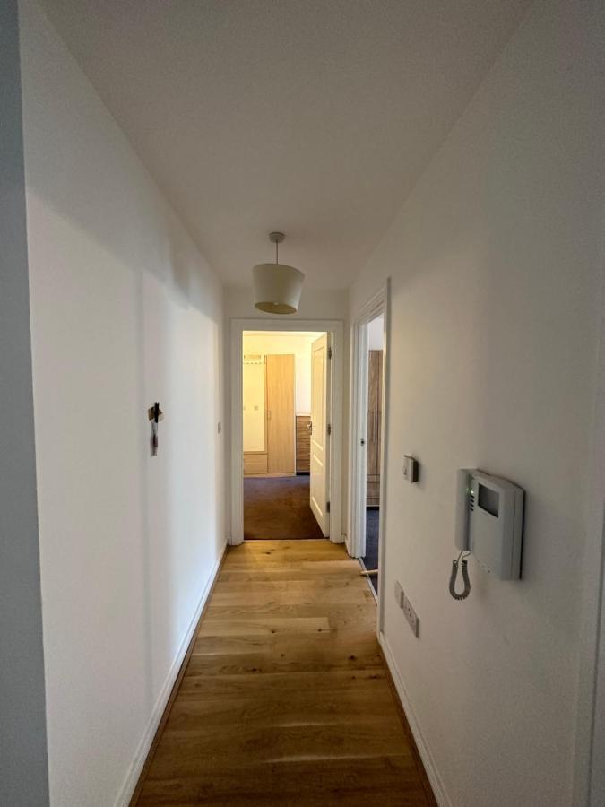 New Build 2 Bedroom With 2 Bath In Londra Exterior foto