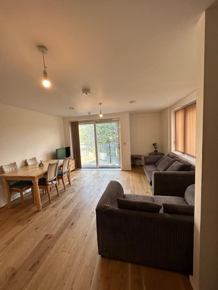 New Build 2 Bedroom With 2 Bath In Londra Exterior foto