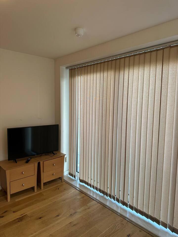 New Build 2 Bedroom With 2 Bath In Londra Exterior foto